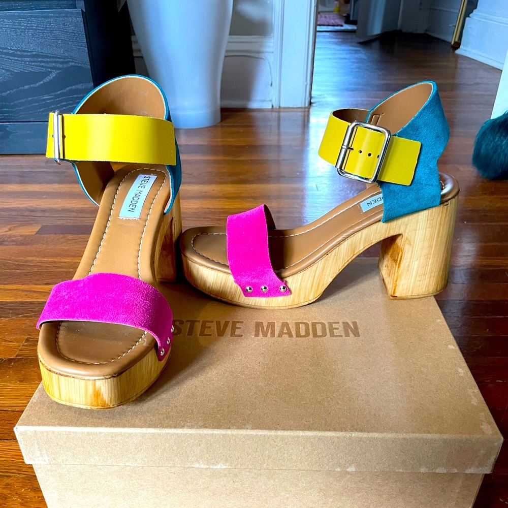 Steve Madden multi-color platform sandals
